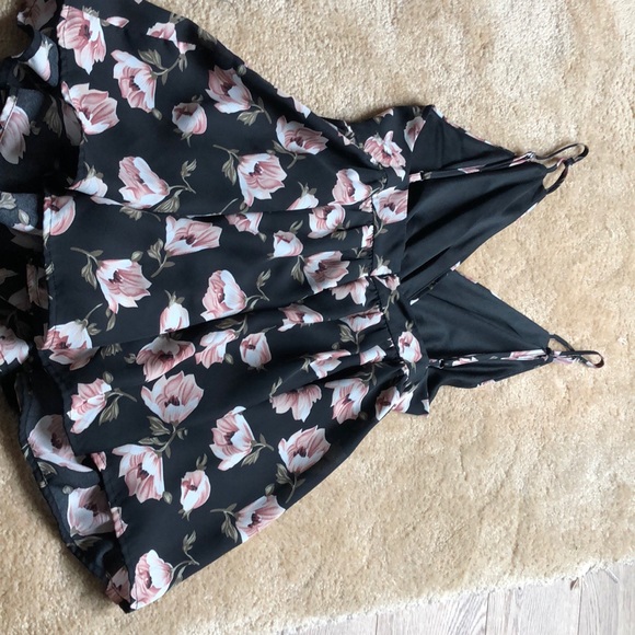 Romper - Picture 3 of 3